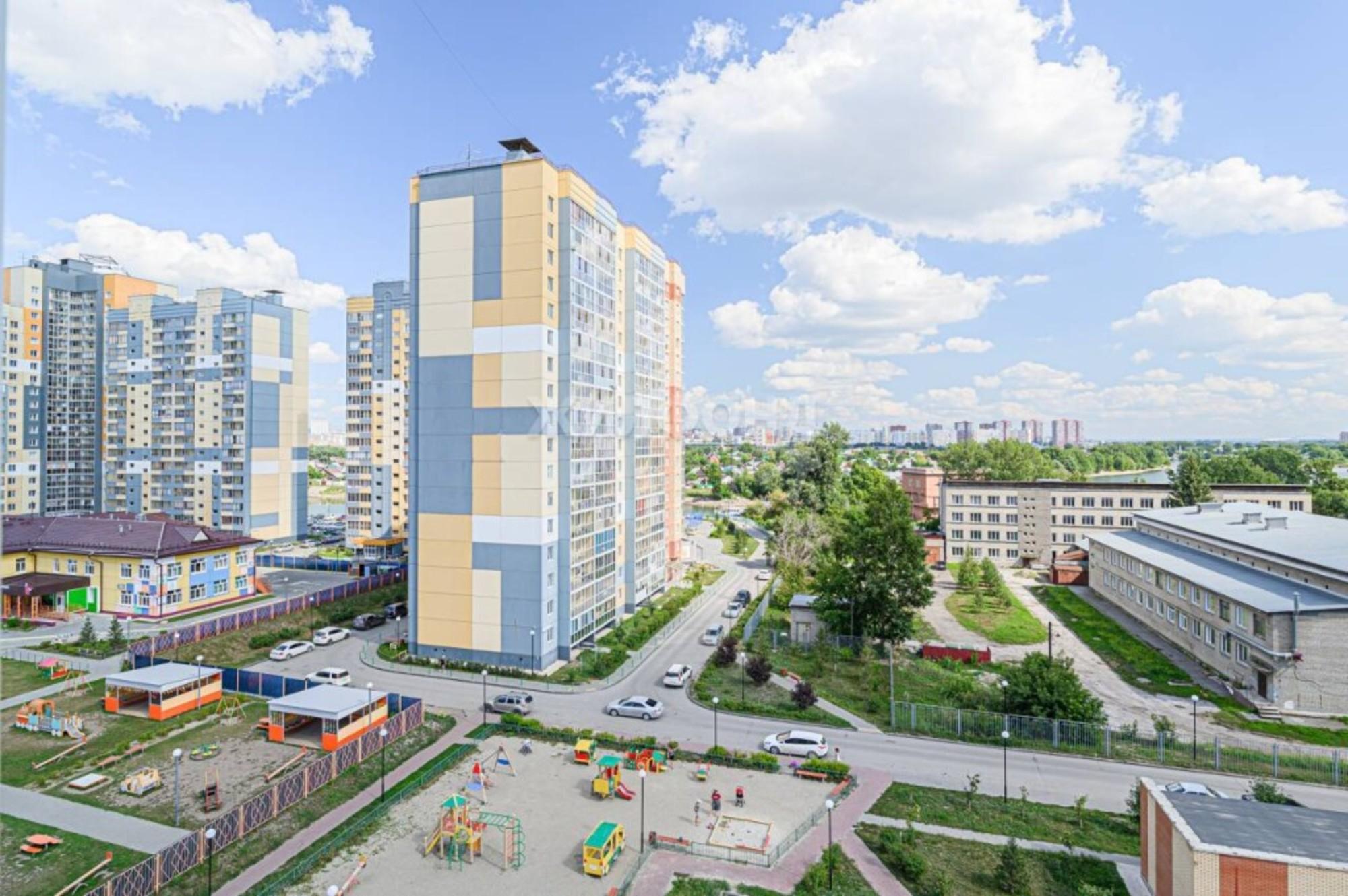 Купить квартиру за 5 500 000 рублей на Междуреченская, 3
