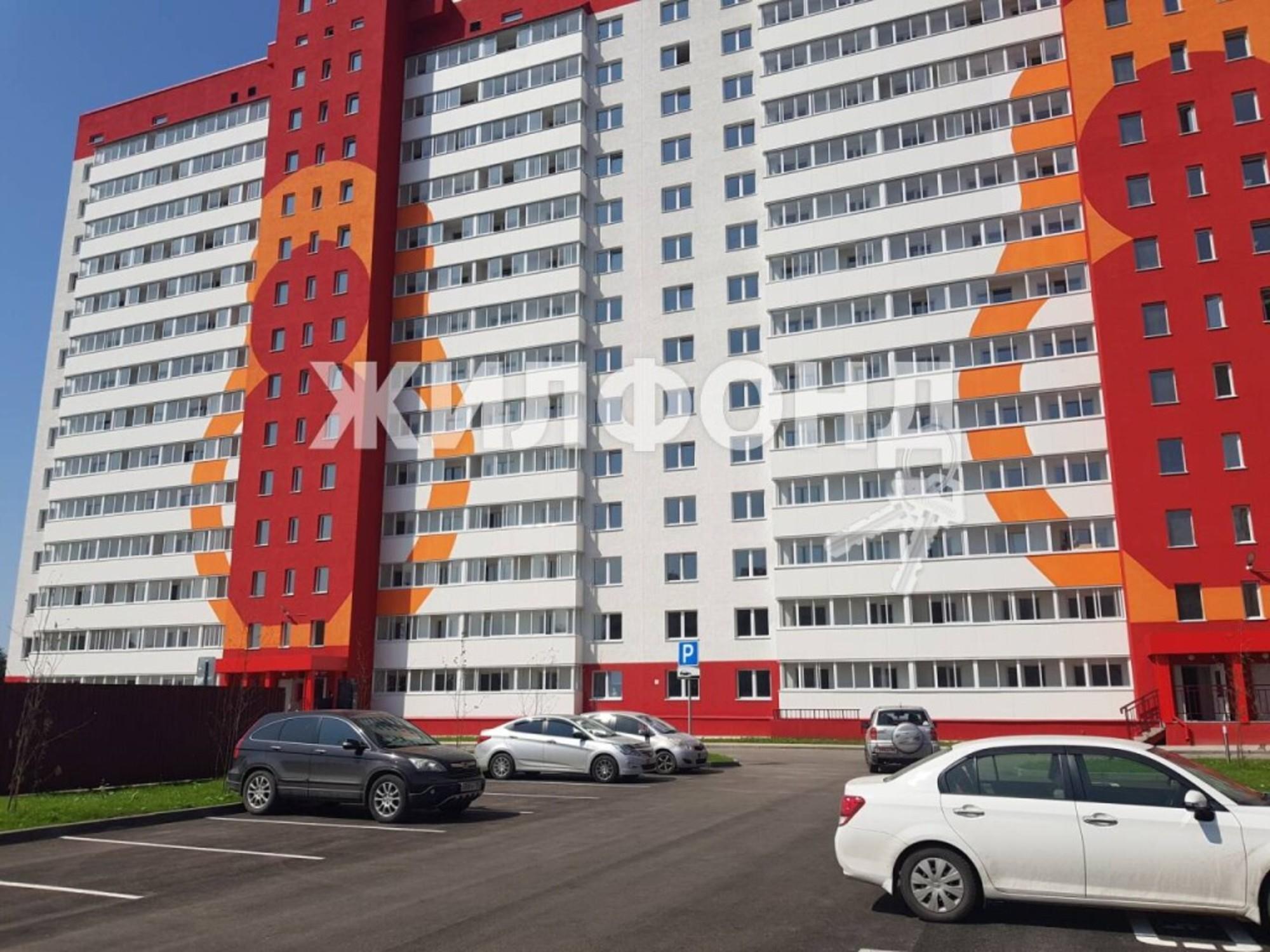 Купить квартиру за 3 300 000 рублей на Петухова, 95/4