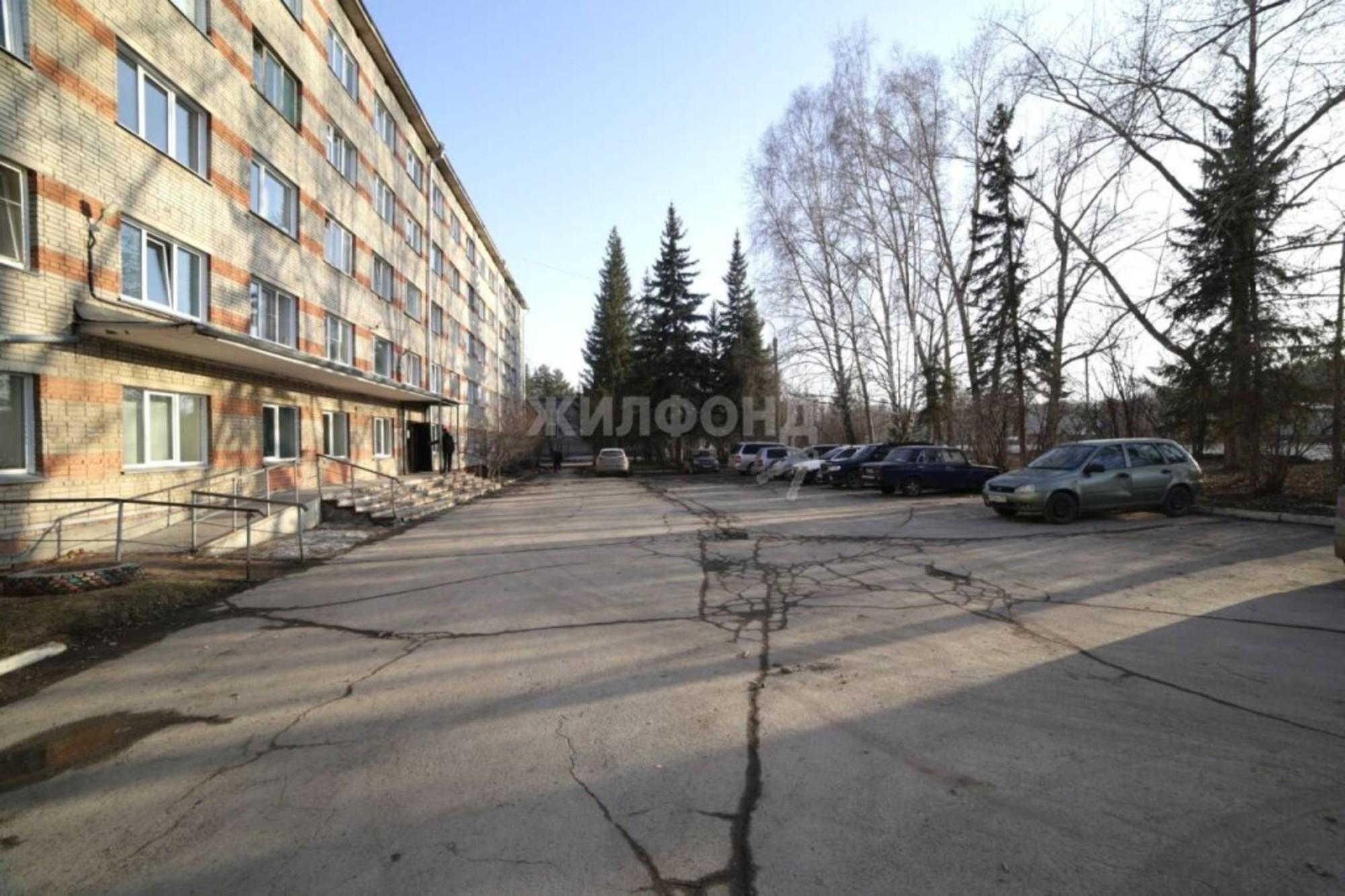 Купить комнату за 1 150 000 рублей на Боровая, 100