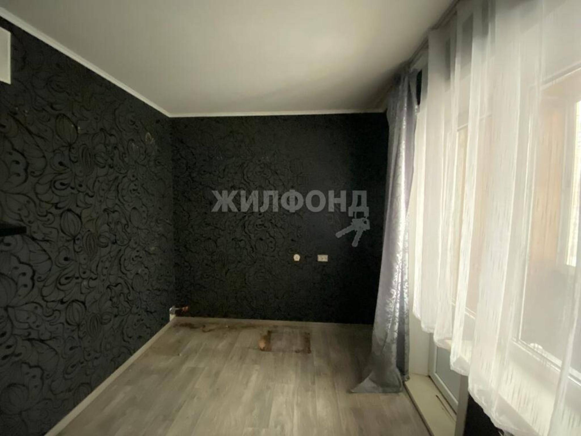 Купить квартиру за 3 500 000 рублей на Петухова, 14/8