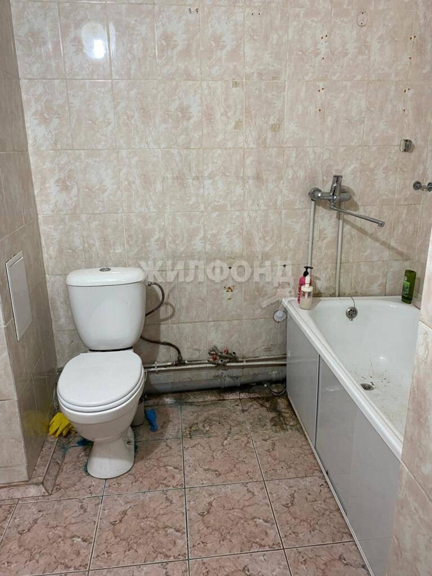 Купить квартиру за 3 500 000 рублей на Петухова, 14/8