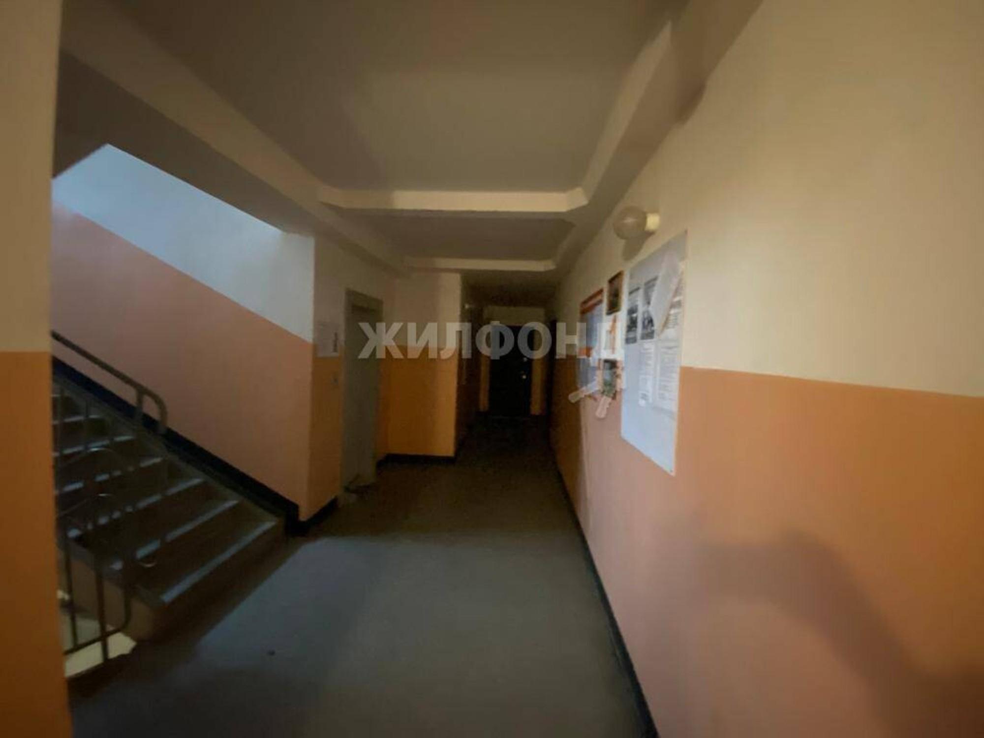 Купить квартиру за 3 500 000 рублей на Петухова, 14/8
