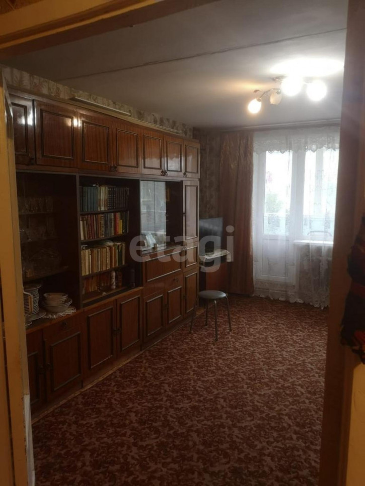 4-комн квартира 15К-1019