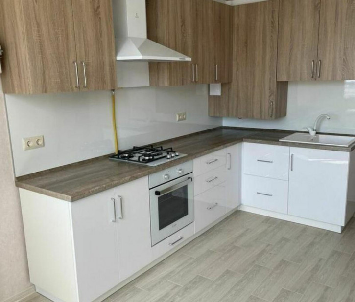 2-комн квартира Алексеевка, 39