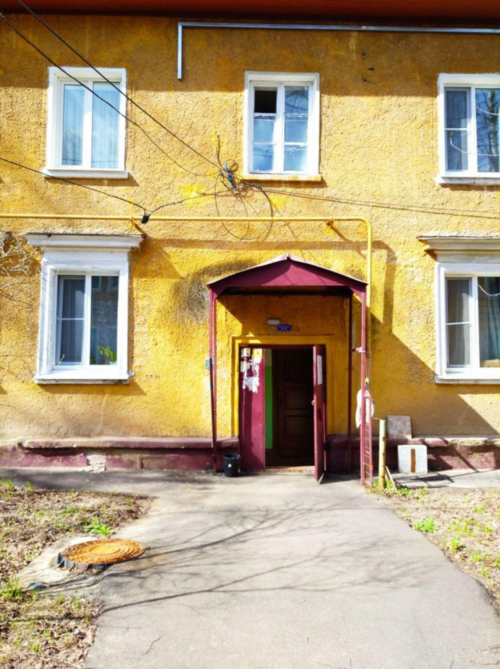 3-комн квартира Дегтярева ул, 9