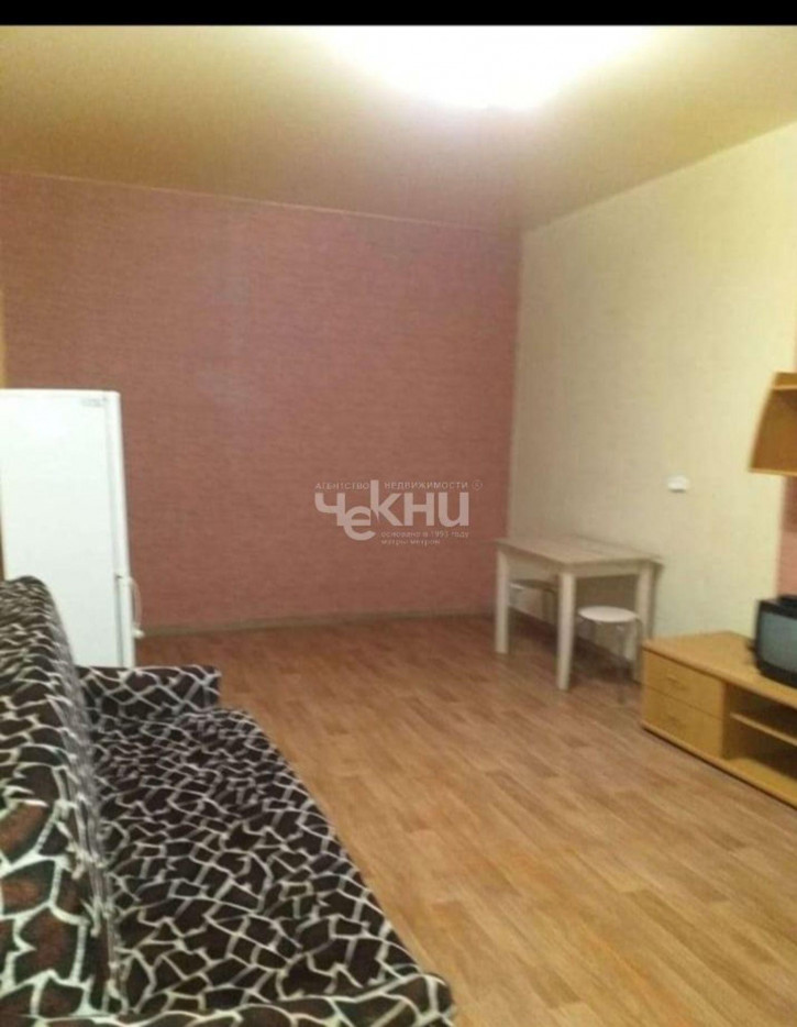 2-комн квартира Солнечная ул, 5