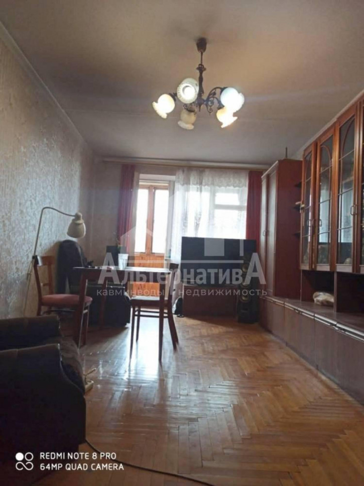 3-комн квартира Ленинградская ул.