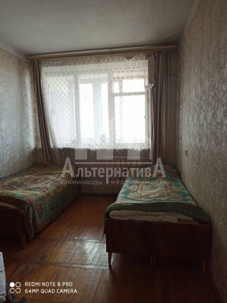 3-комн квартира Ленинградская ул.