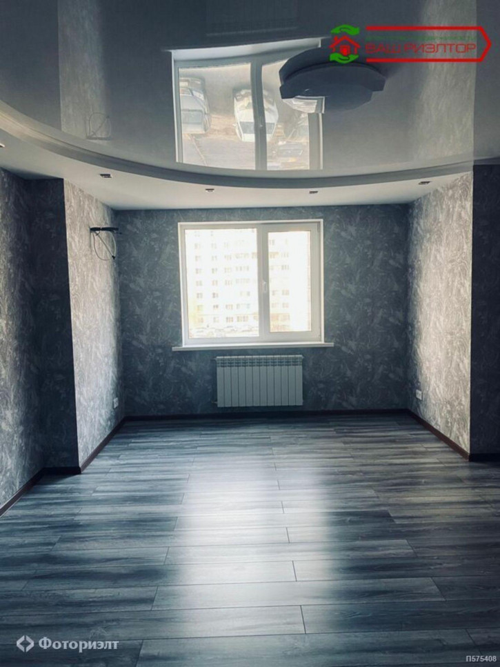 3-комн квартира Тархова ул, 37