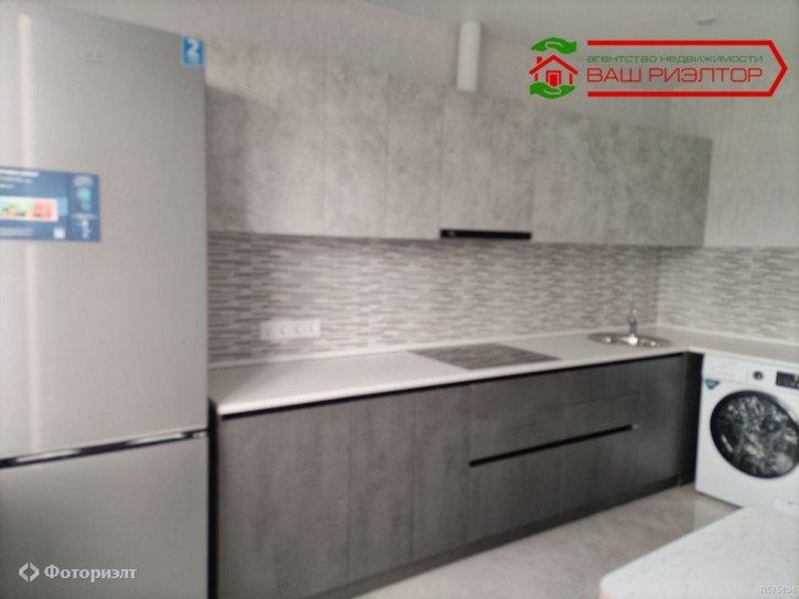 2-комн квартира Героев Отечества пр-кт, 4А
