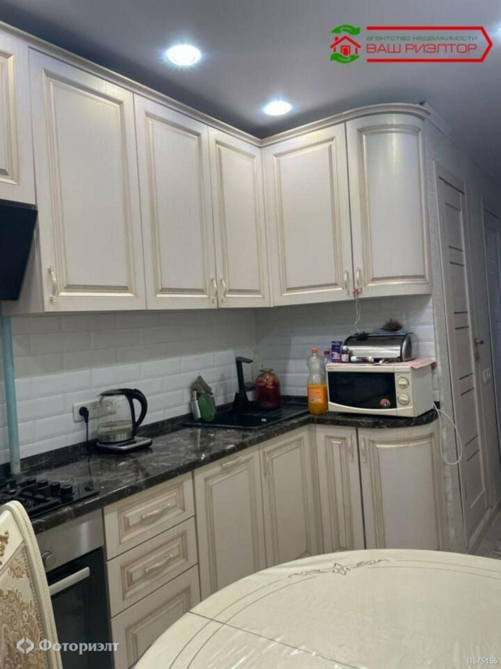 2-комн квартира Топольчанская ул, 3А