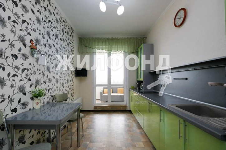 2-комн квартира Кузьмы Минина, 9/1