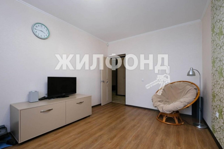 2-комн квартира Кузьмы Минина, 9/1