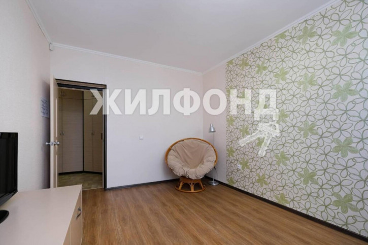 2-комн квартира Кузьмы Минина, 9/1