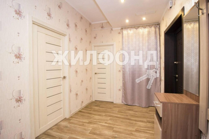 2-комн квартира Выборная, 91/4