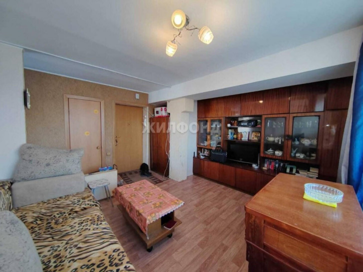 2-комн квартира Челюскинцев, 4