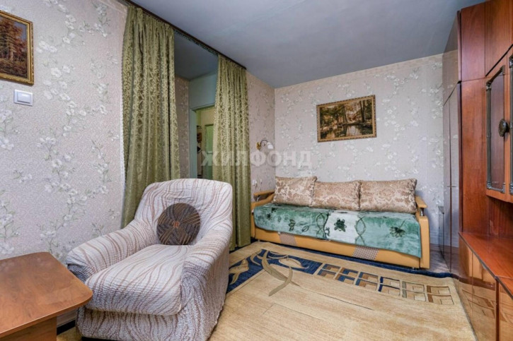 2-комн квартира Объединения, 19