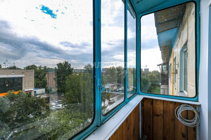 2-комн квартира Объединения, 19
