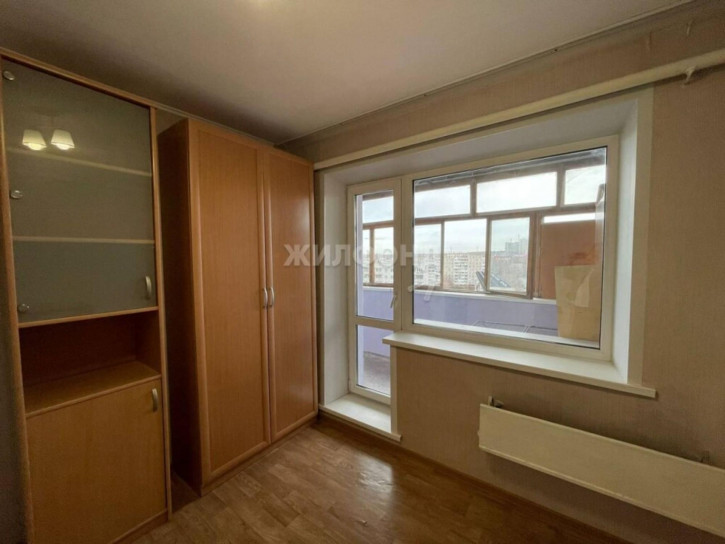 2-комн квартира Толбухина, 21