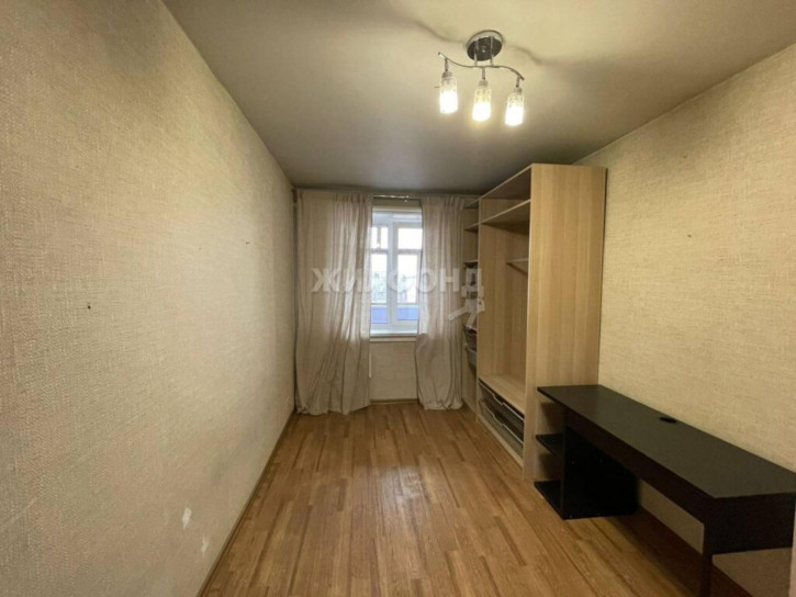 2-комн квартира Толбухина, 21