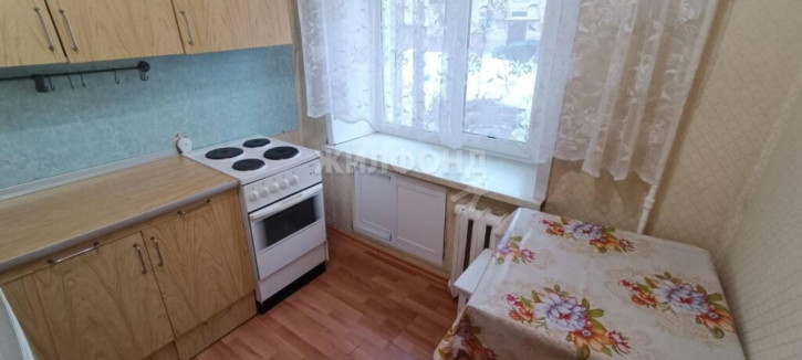 1-комн квартира Максима Горького, 10