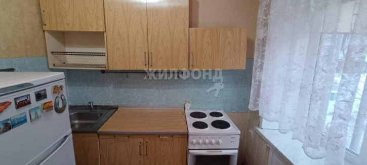 1-комн квартира Максима Горького, 10