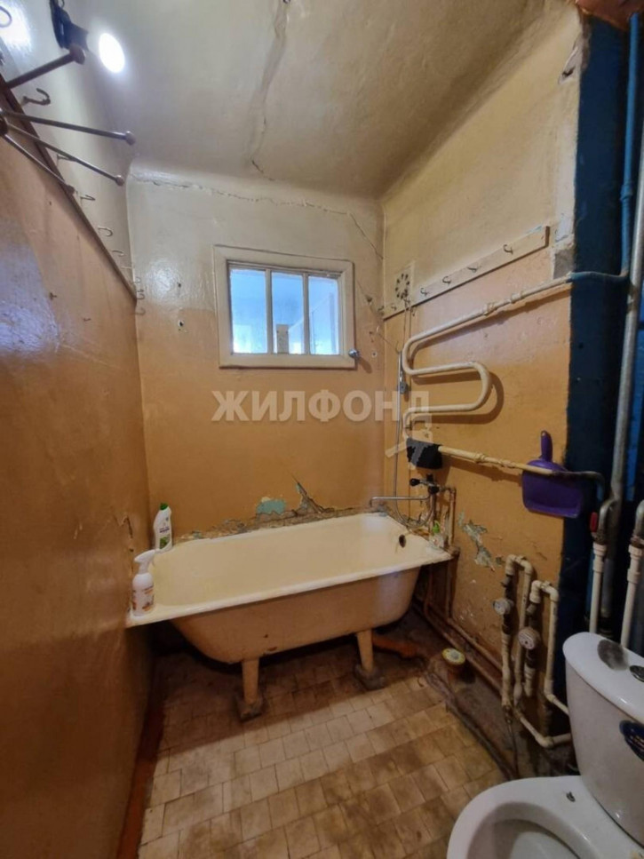 1-комн квартира Титова, 16