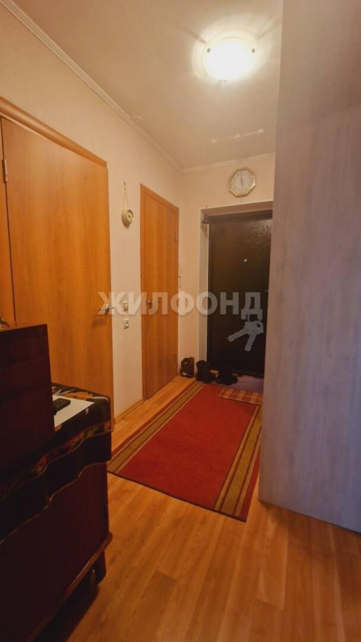 1-комн квартира Тюленина, 12