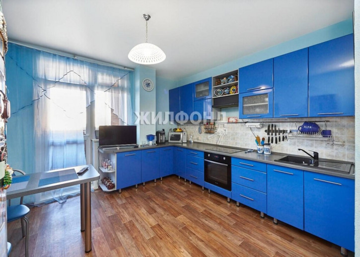 3-комн квартира Тюленина, 28