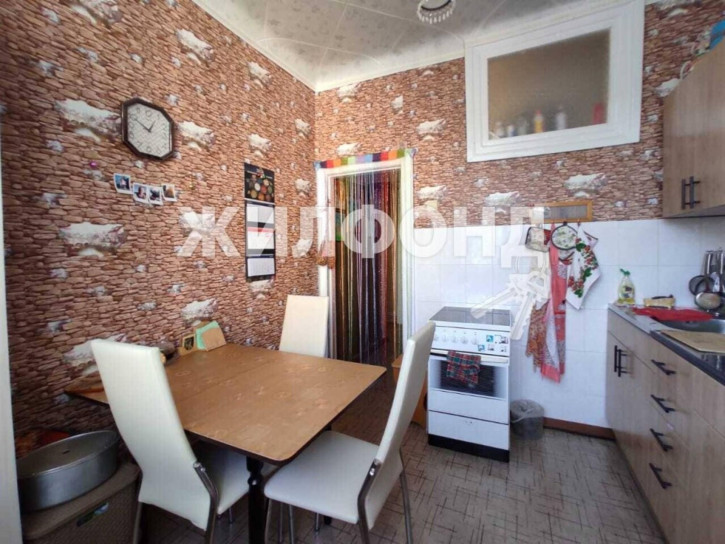 2-комн квартира Колыванская, 8