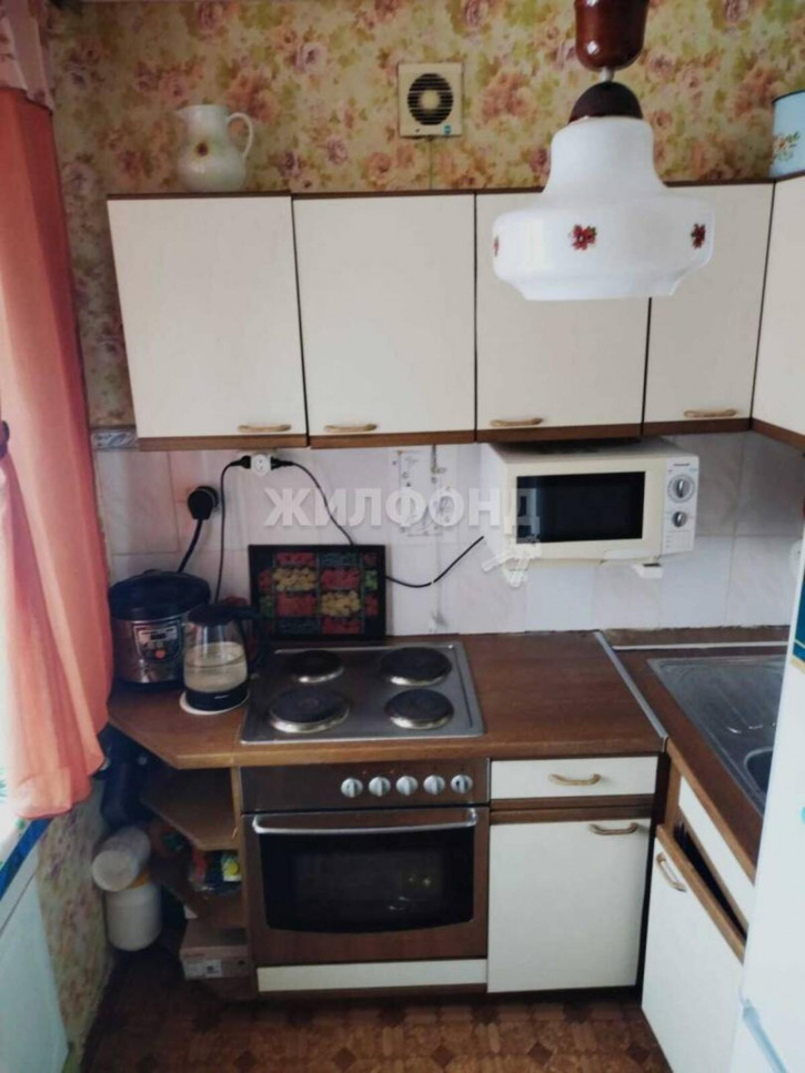 2-комн квартира Гидромонтажная, 46