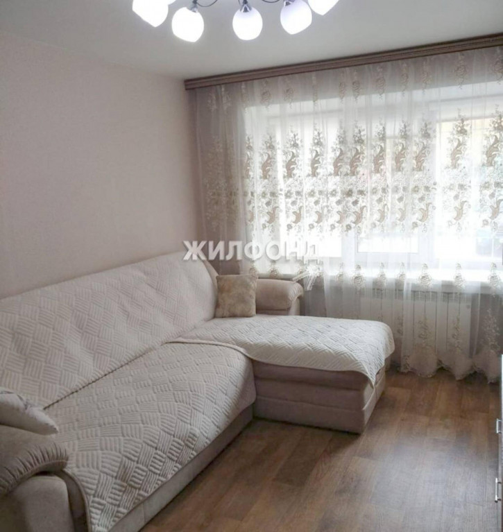 2-комн квартира Авиастроителей, 1/1