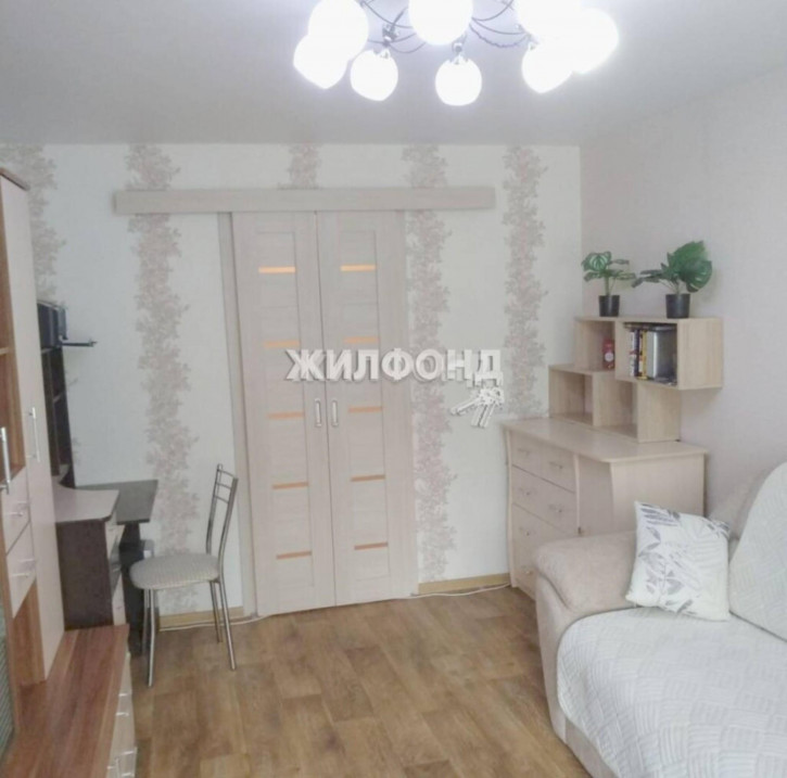 2-комн квартира Авиастроителей, 1/1