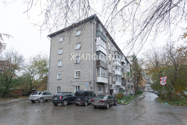 2-комн квартира Авиастроителей, 1/1