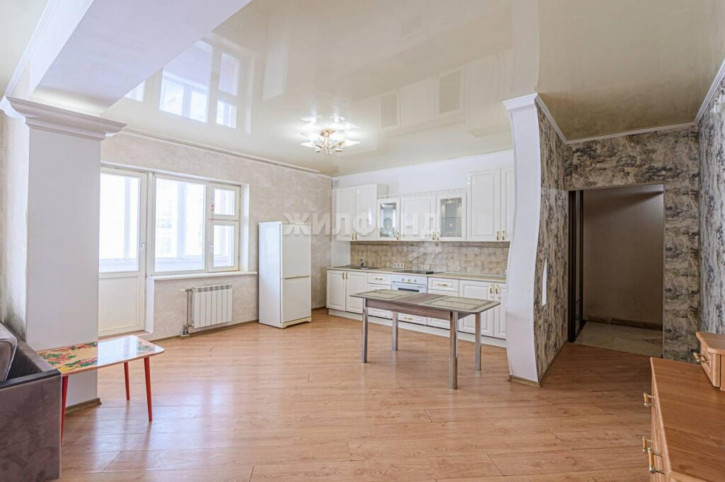 2-комн квартира Железнодорожная, 12