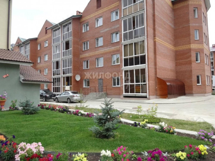3-комн квартира Радужная, 9