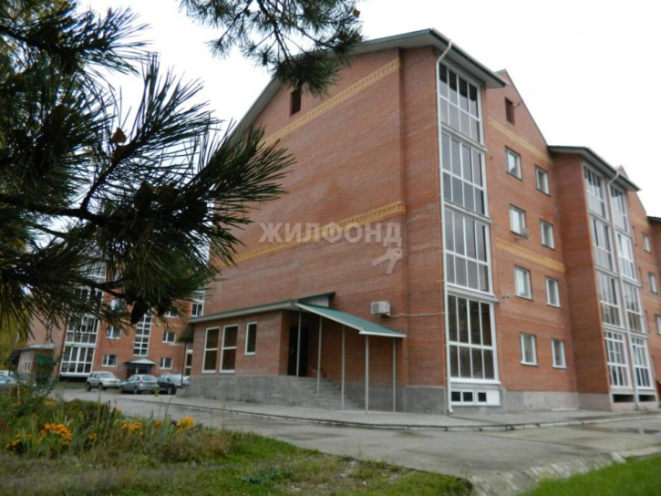 3-комн квартира Радужная, 9