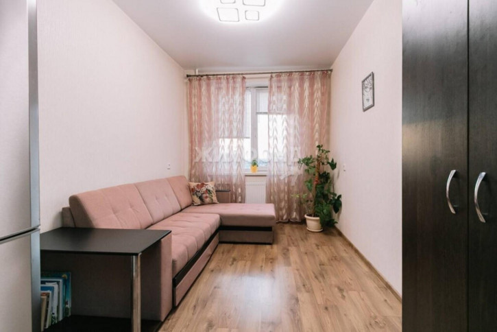 2-комн квартира Сибиряков-Гвардейцев, 44/7