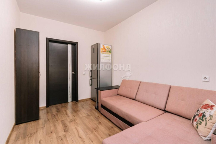 2-комн квартира Сибиряков-Гвардейцев, 44/7