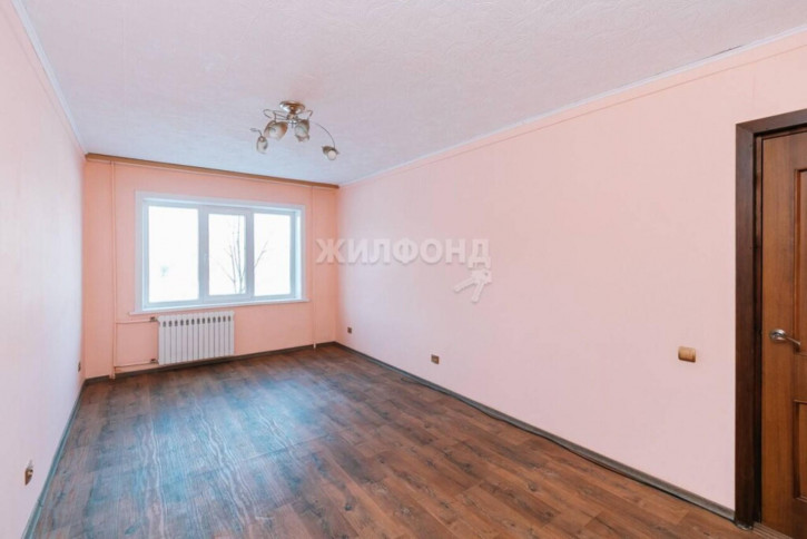 2-комн квартира Кубовая, 105
