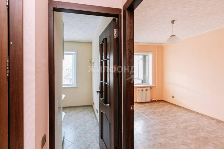2-комн квартира Кубовая, 105