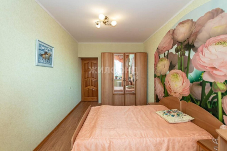 2-комн квартира Рубиновая, 4