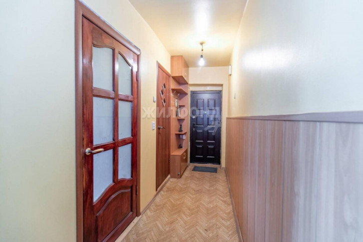 3-комн квартира Петровского, 7