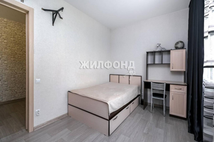 3-комн квартира Звёздная, 18