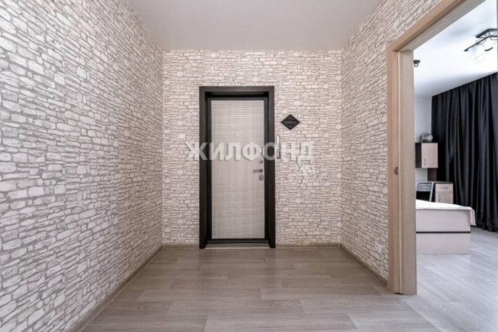 3-комн квартира Звёздная, 18