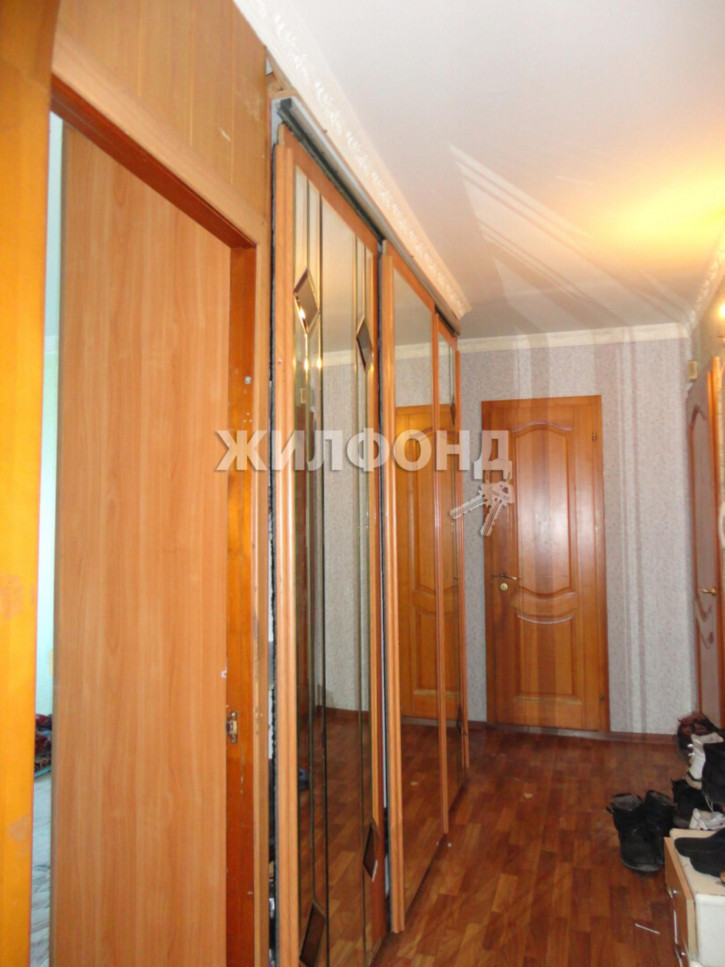 3-комн квартира Доватора, 37