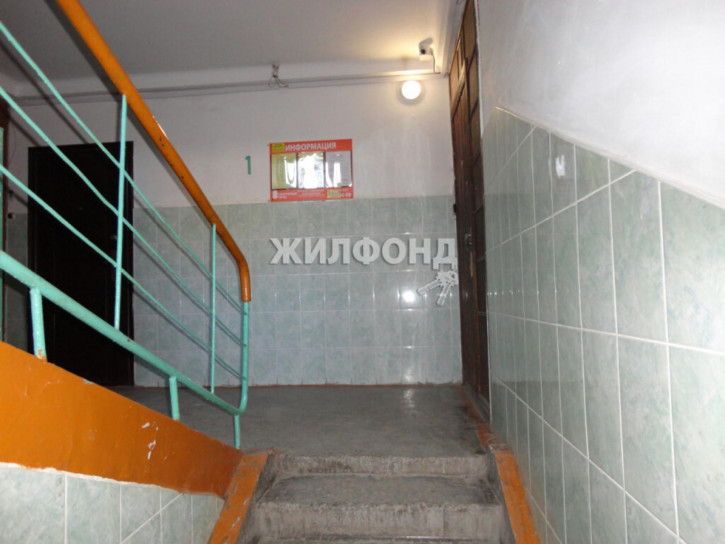 3-комн квартира Доватора, 37