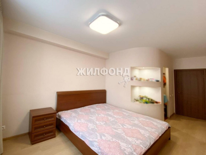 3-комн квартира Ленинградская, 101/1
