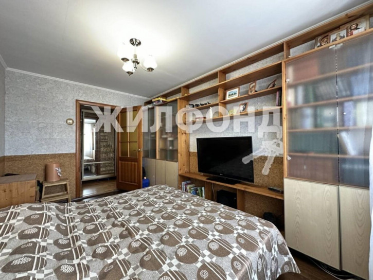 3-комн квартира Лескова, 282