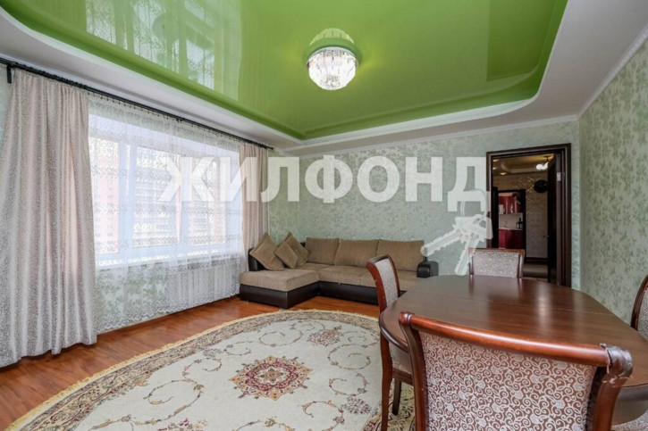 3-комн квартира Стартовая, 4